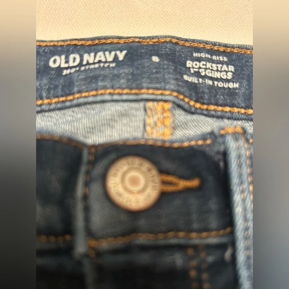 Old Navy Rockstar Skinny Jeans Distressed Knee Raw Hem Stretch Denim Size 8